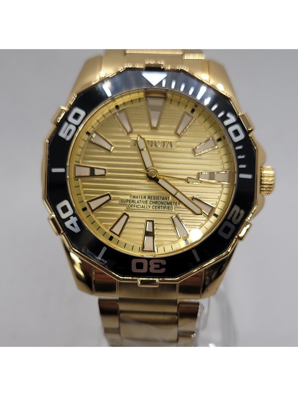 209 invicta gold diver Meridian 46mm water-resistant analog wristwatch with box